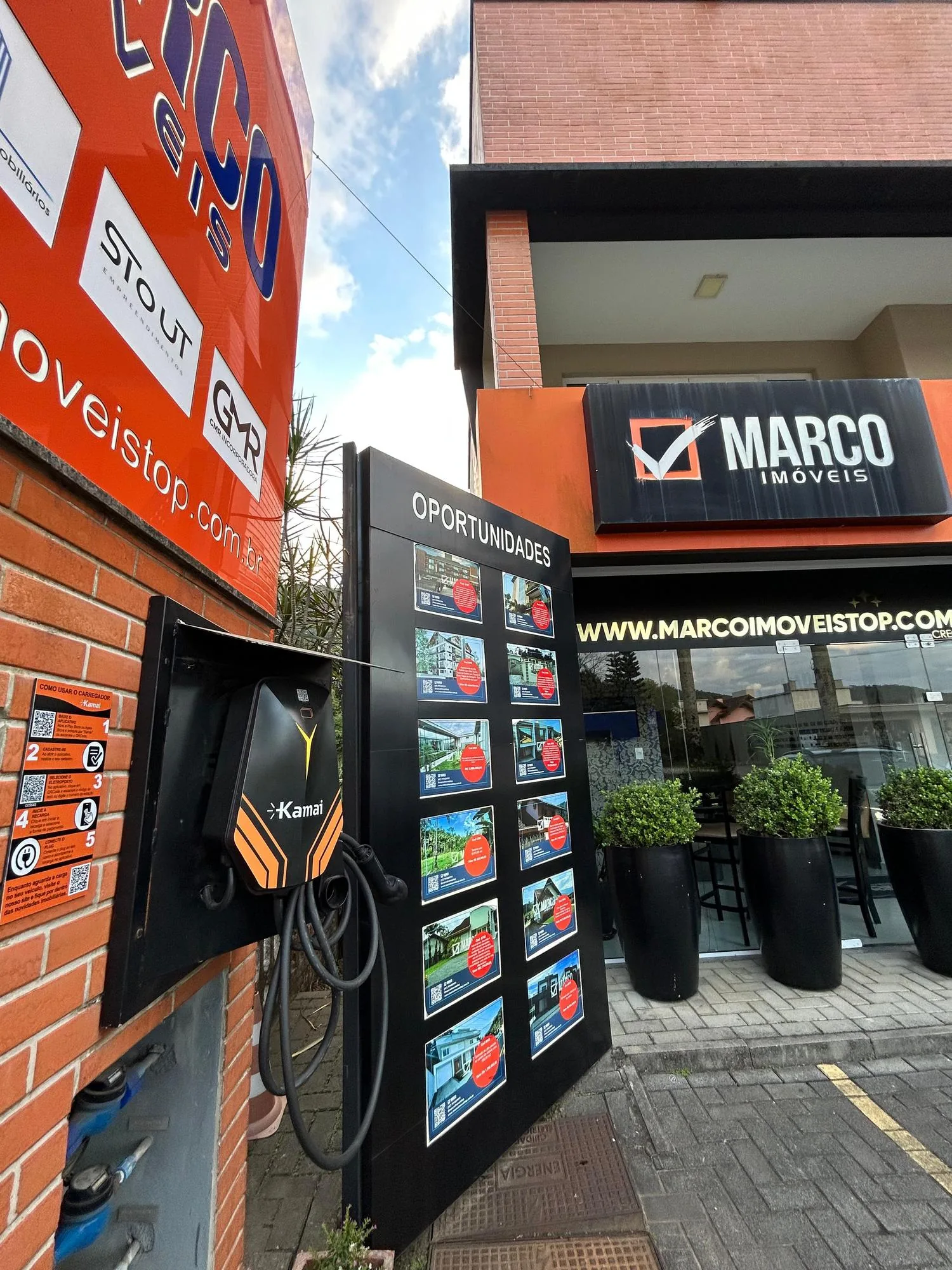 ESTAÇÃO DE CARREGAMENTO - MARCO IMÓVEIS