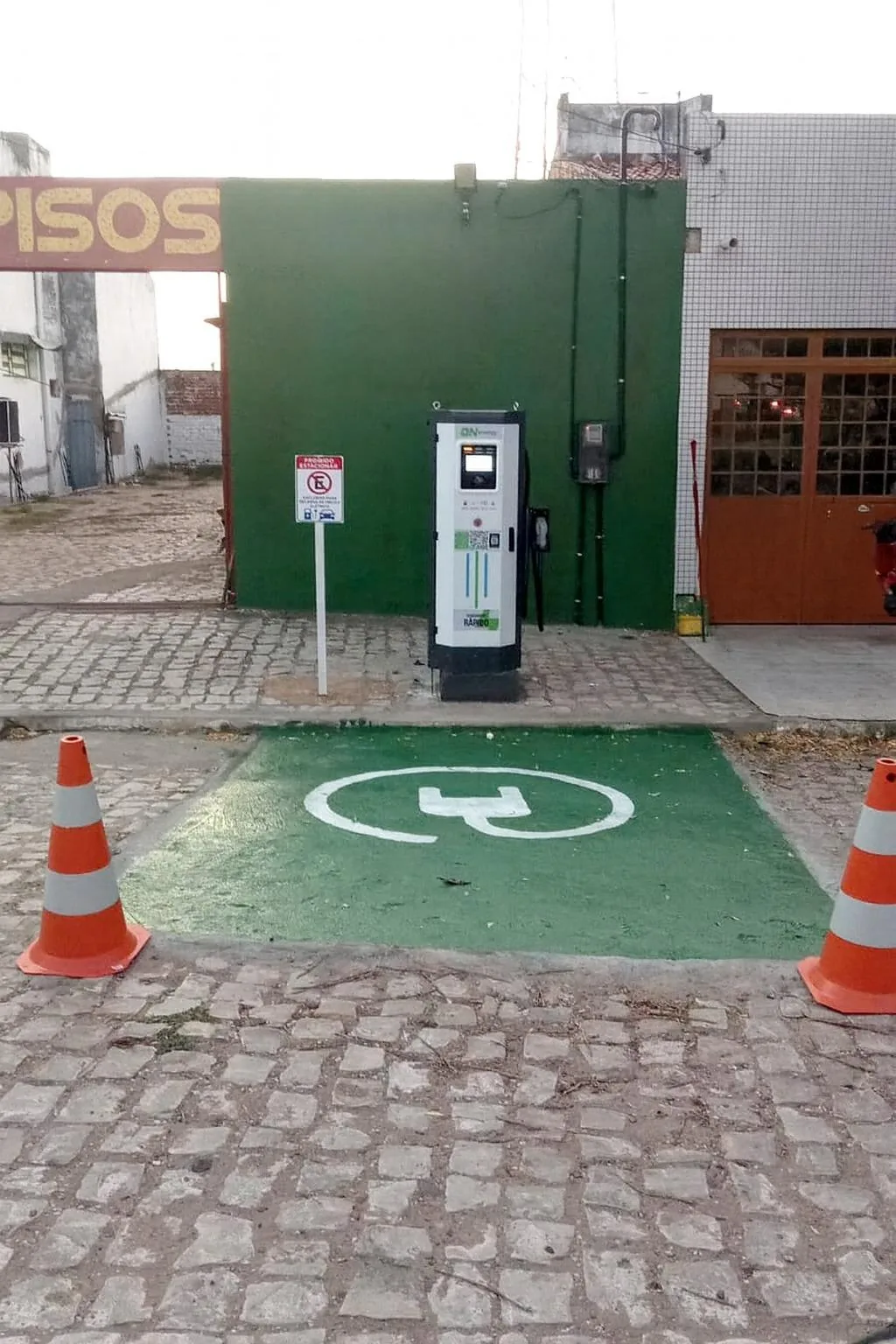 ON ENERGY - APODI REI DOS PISOS