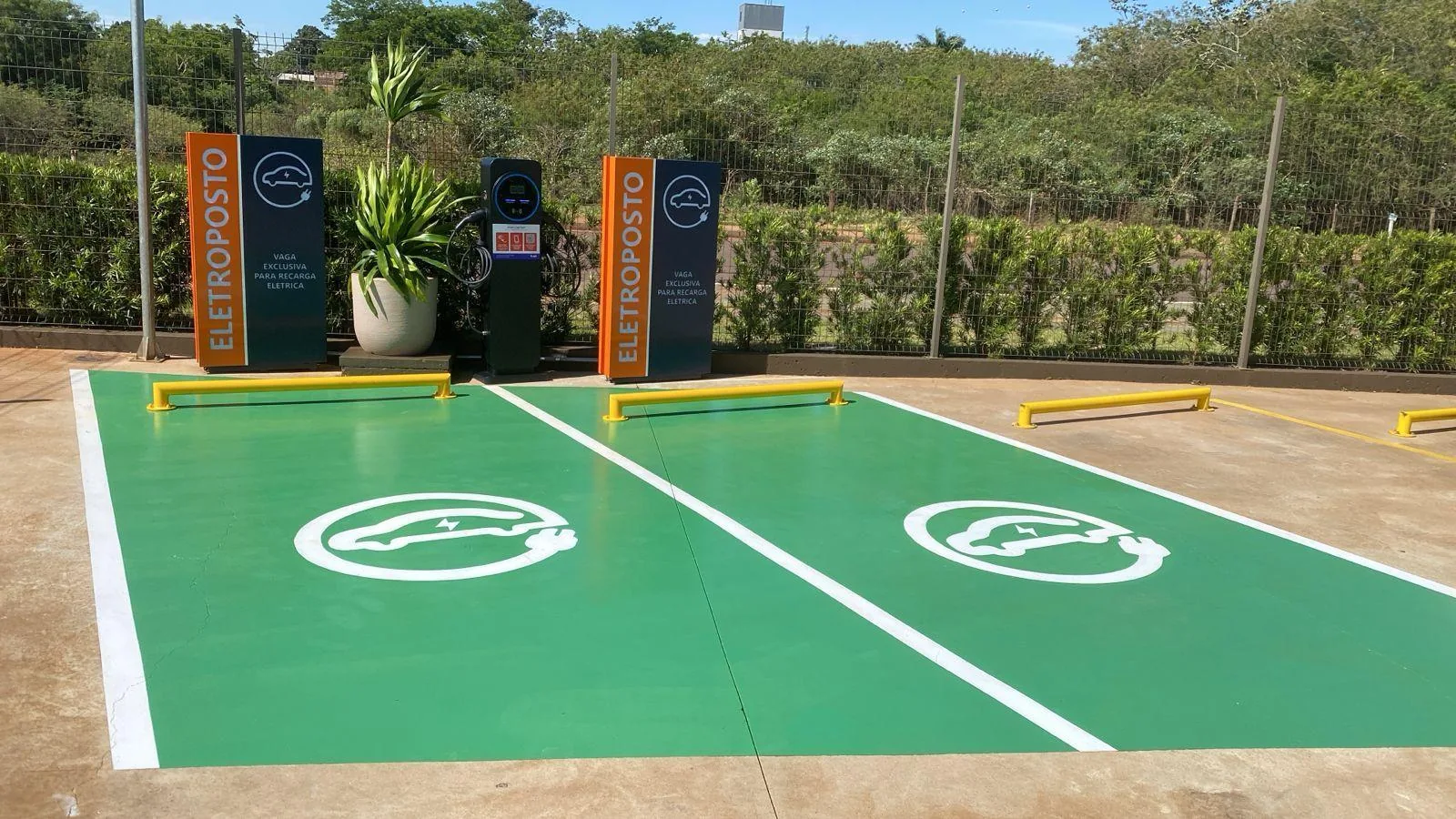 E-MOVE | 22 KW | TRENTO HOTEL - GUAÍRA