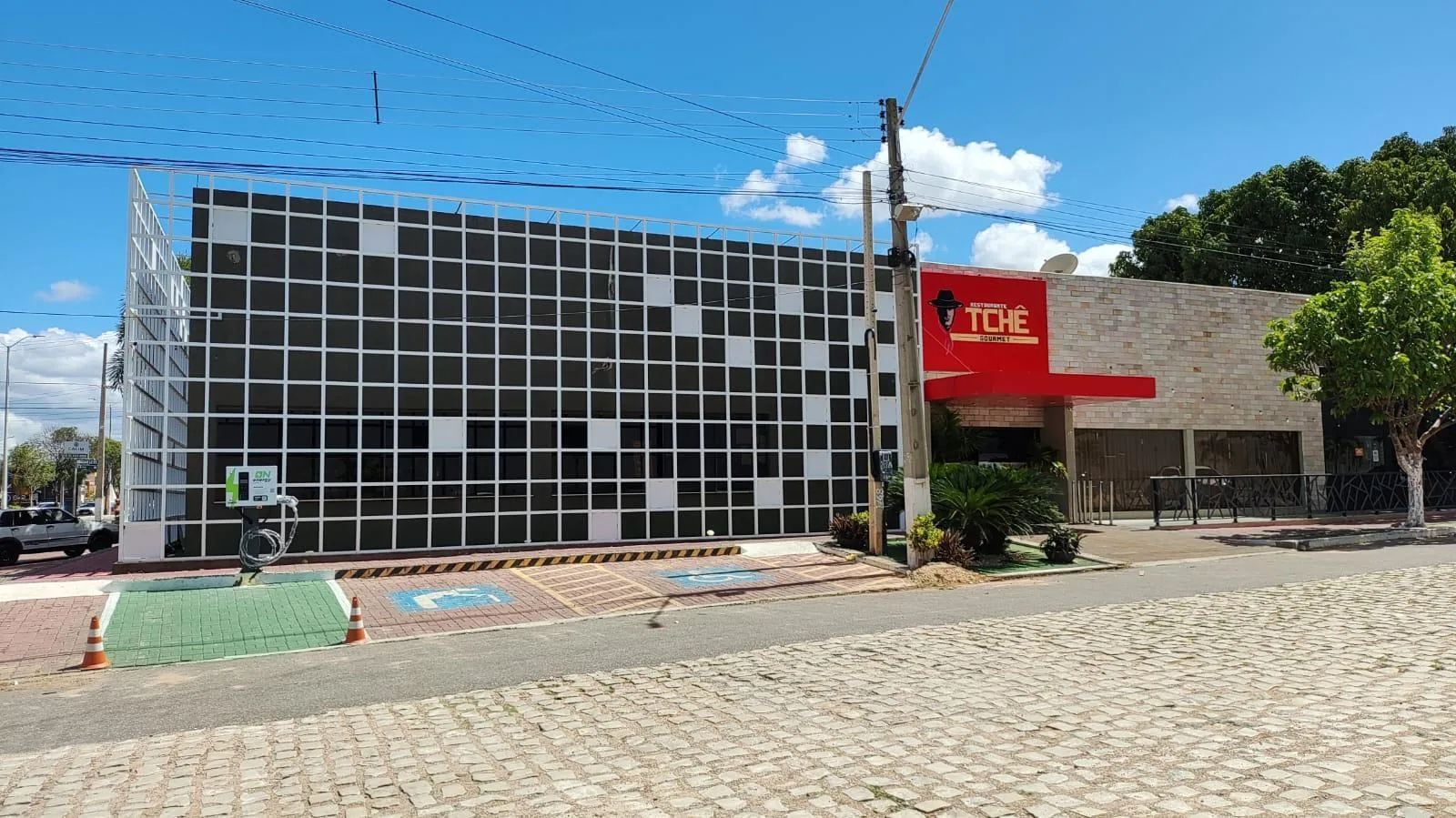 RESTAURANTE TCHÊ