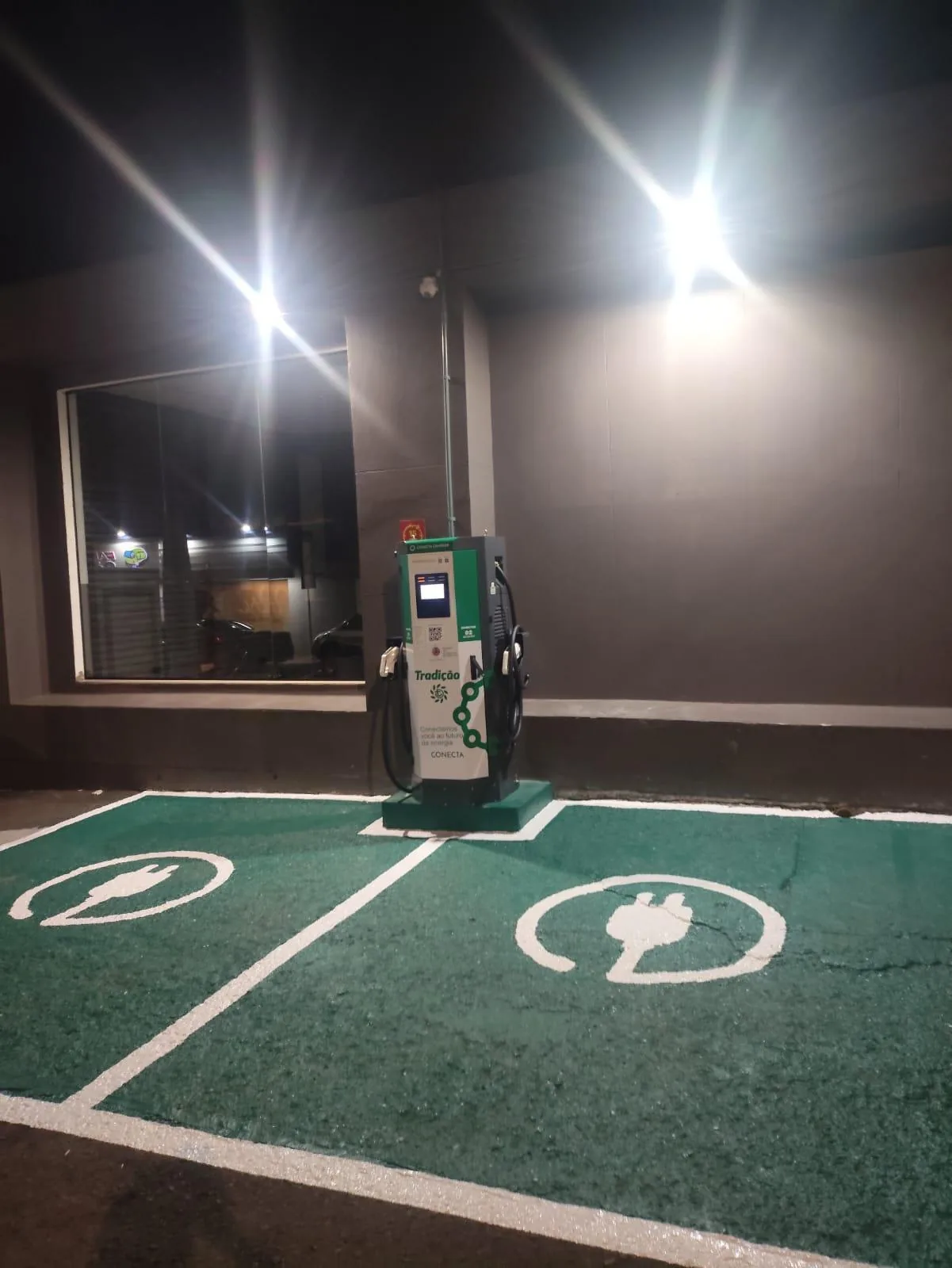 ELETROPOSTO CONECTA  60 KW - FILIAL 06 - REDE TRADIÇÃO