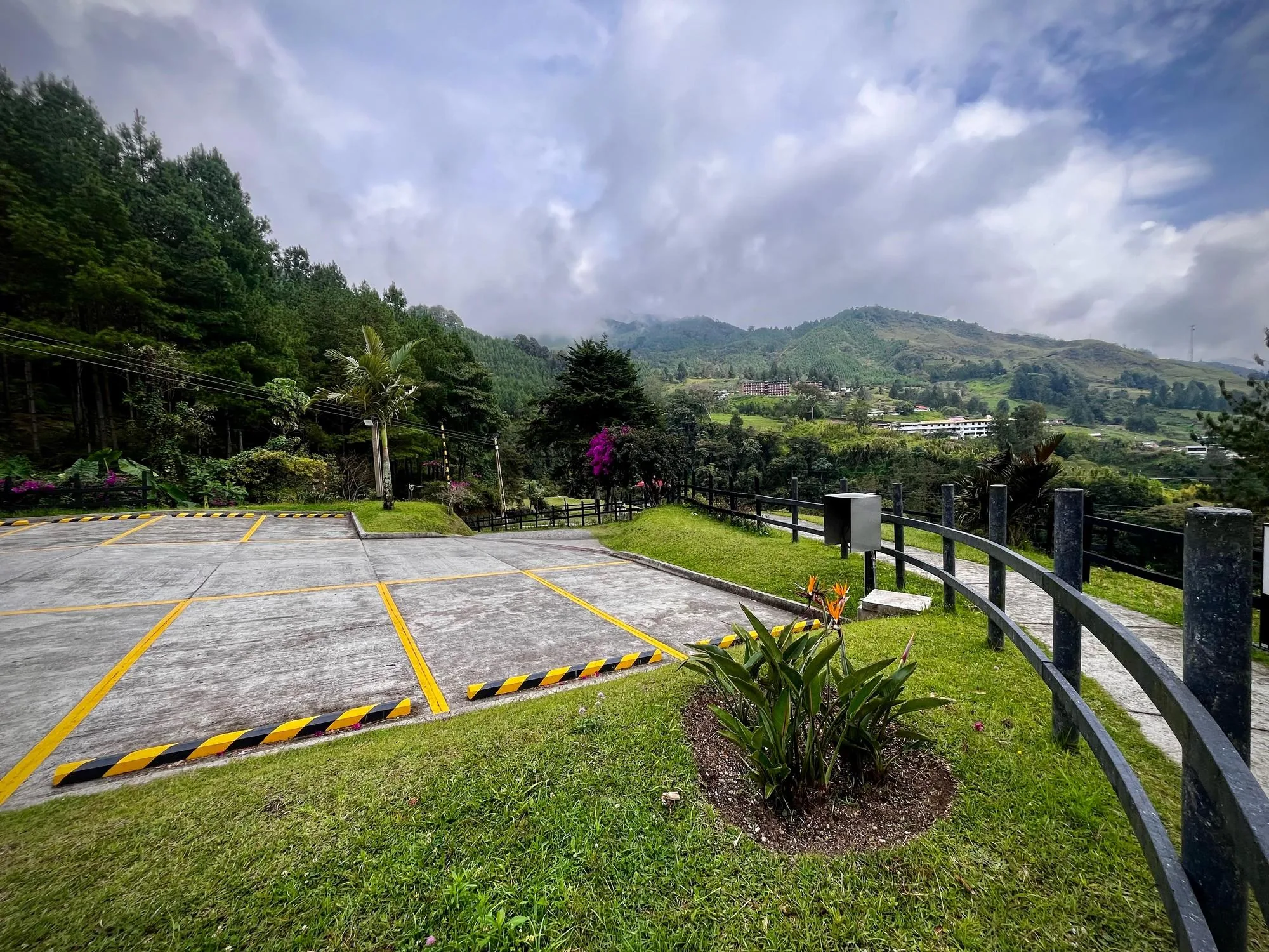 CENTRO VACACIONAL EL BOSQUE