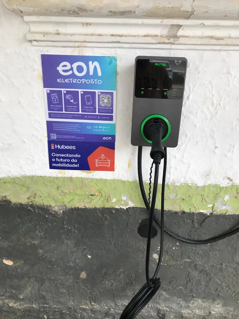 EON TA ESTACIONAMENTO
