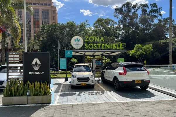 SAN FERNANDO PLAZA