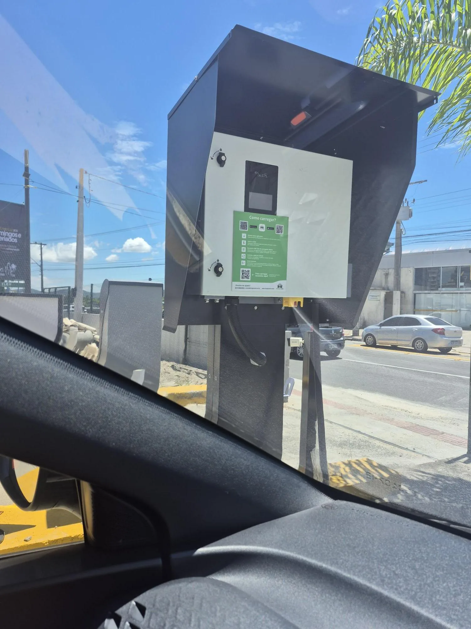 DOWNTOWN ESTACIONAMENTOS(CHARGERPOINT) APP 1,89 KWH