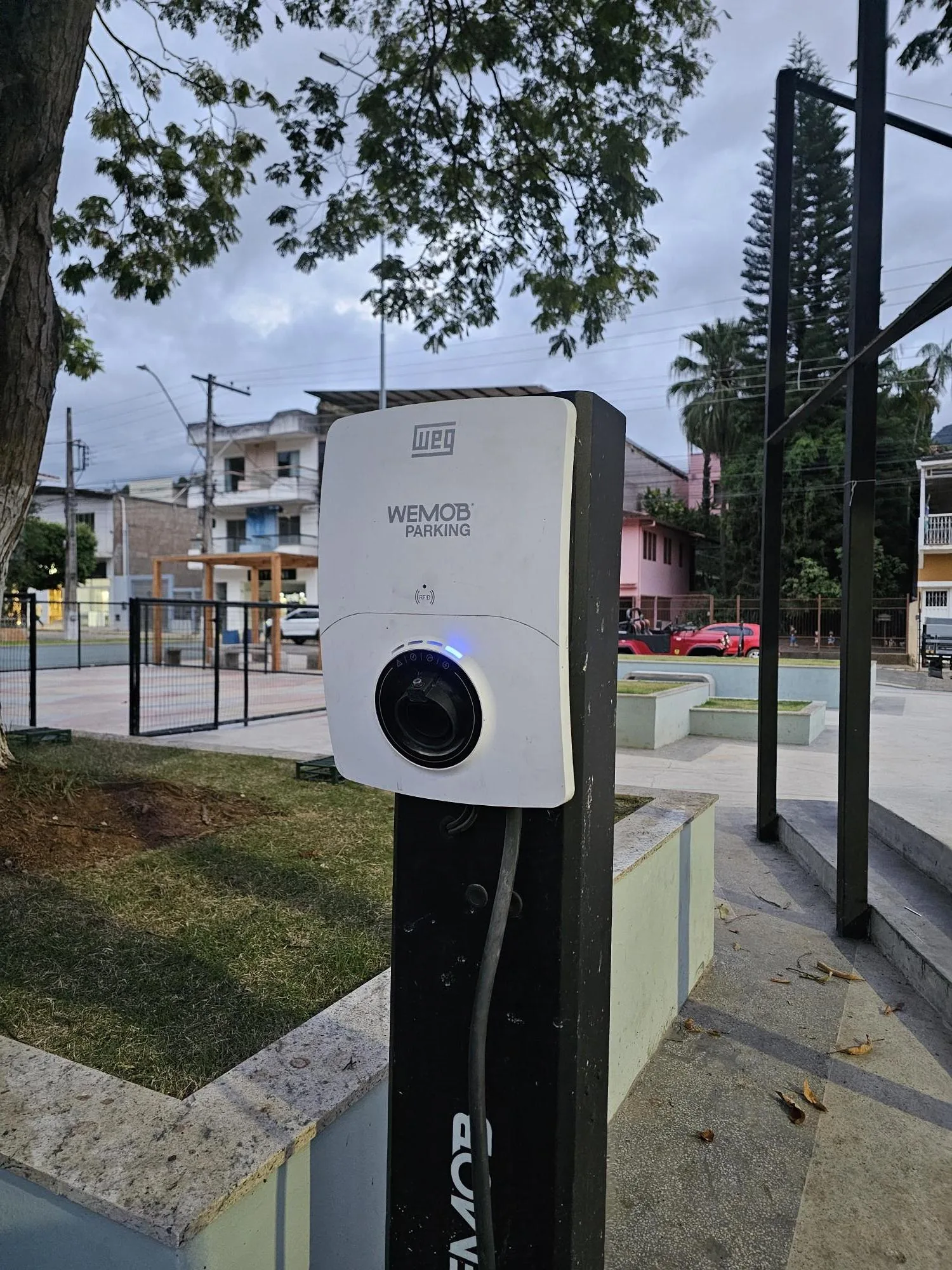 PRAÇA CENTRO DE ALTO ALTO JEQUITIBÁ MG