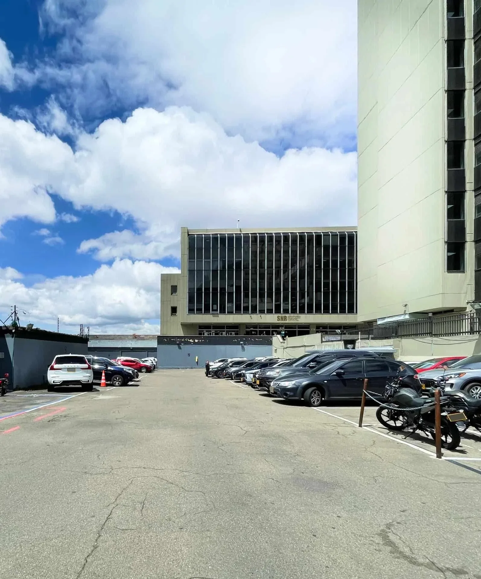 LUGANO PARKING TORRE 90