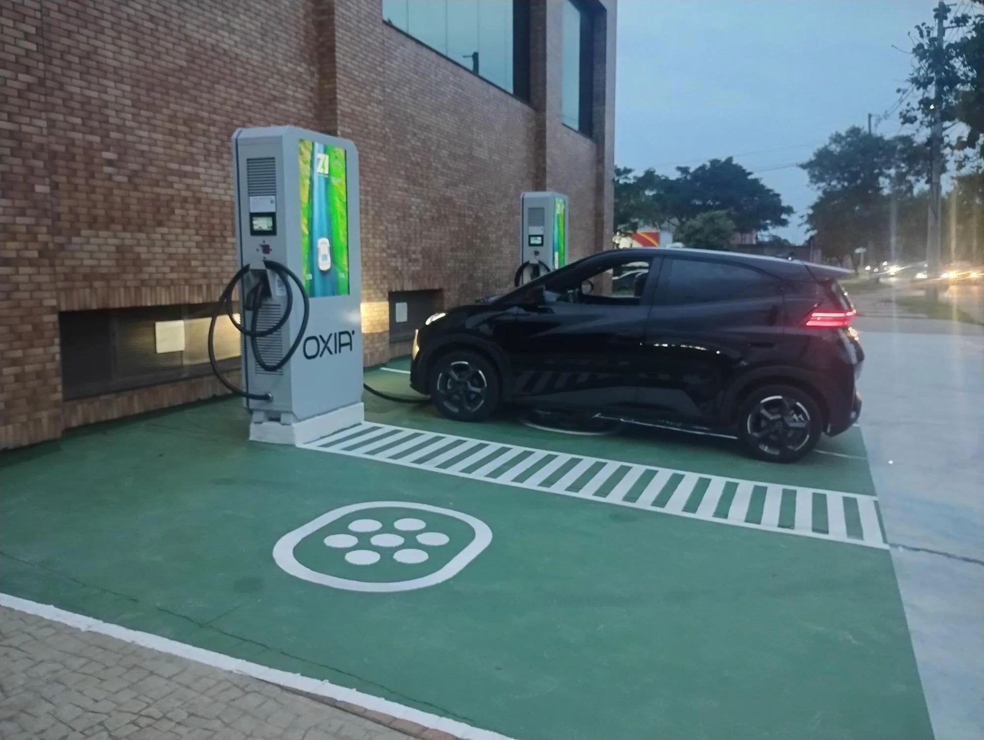 OXIA - 3 CARREGADORES RÁPIDOS 80 KW