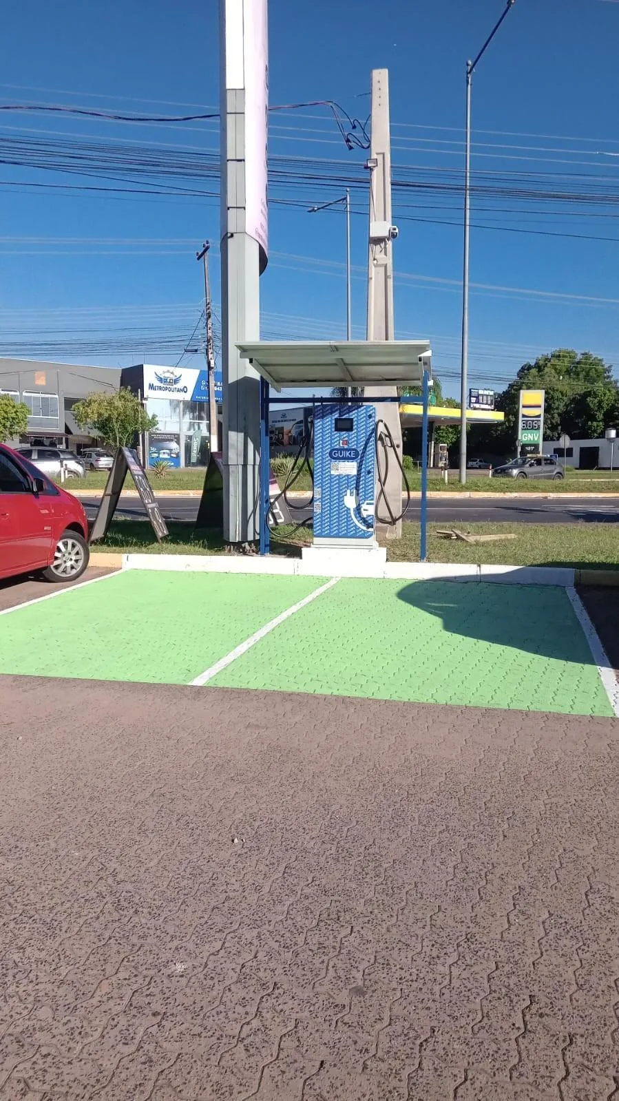 GUIKE POSTO SHELL LEÃO DO VALE (1,80KWH)
