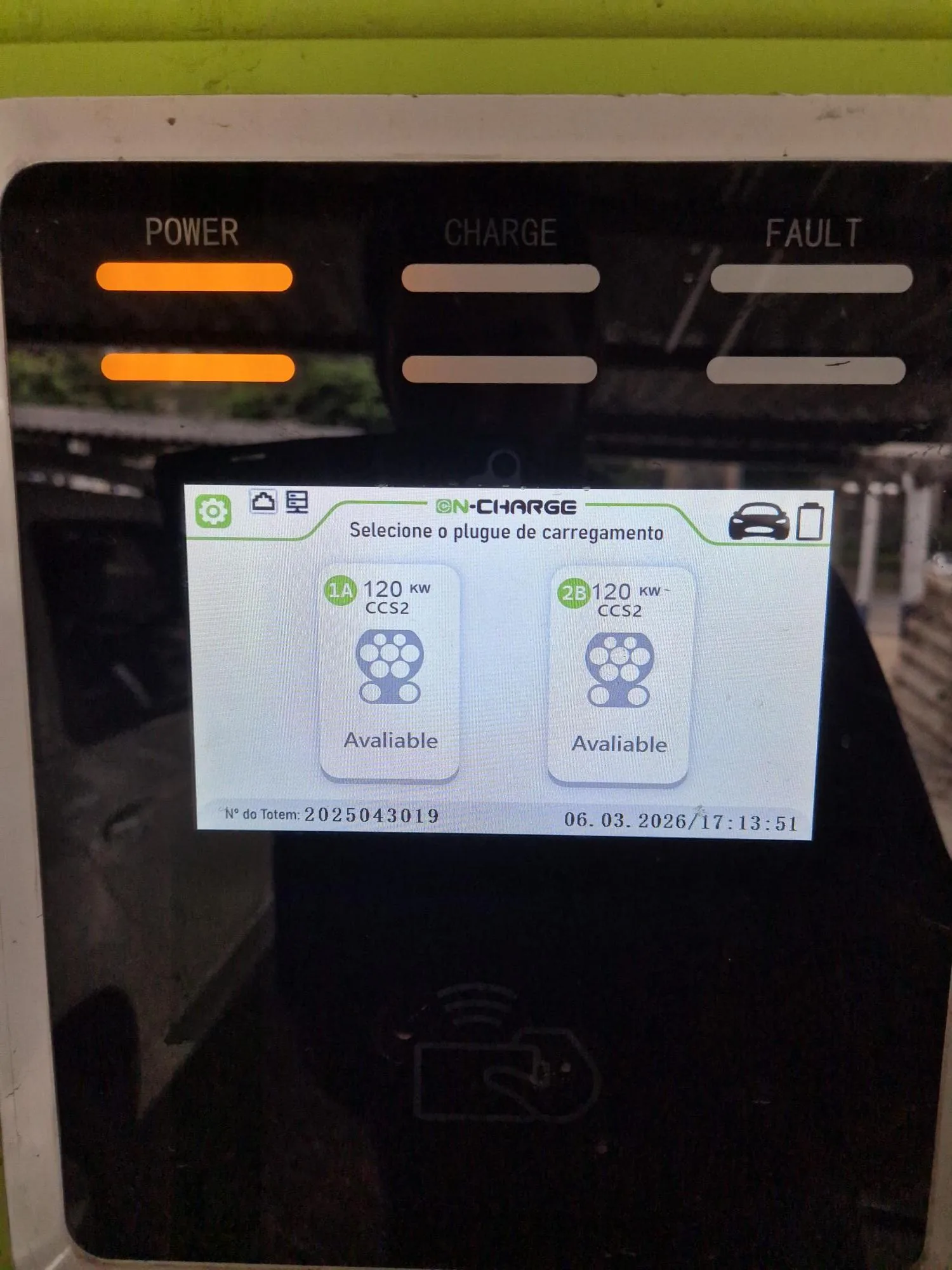 ELETROPOSTO GREEN-V 120 KW UNIVERSITÁRIO