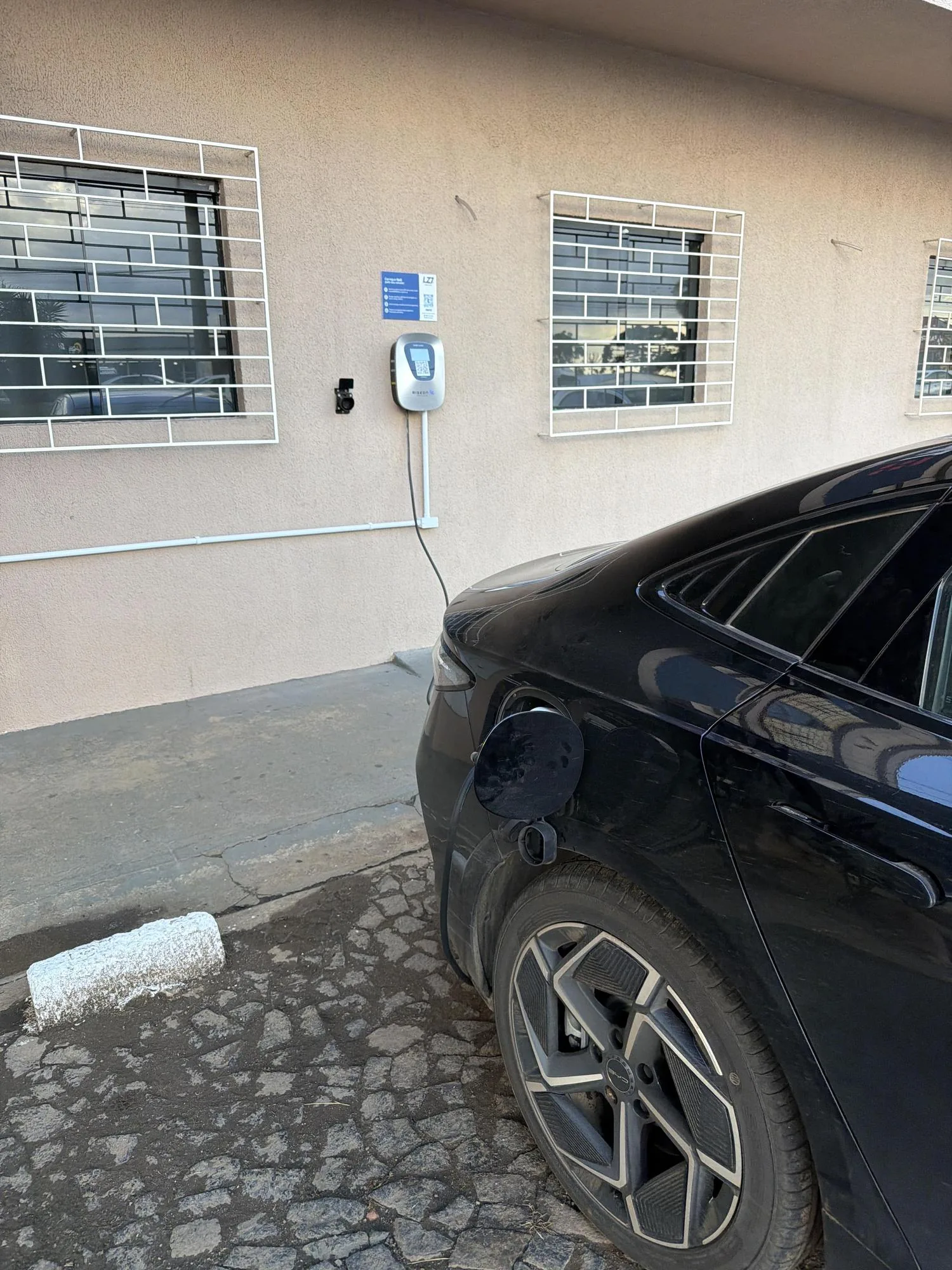 HOTEL E RESTAURANTE ROTA - LZ7 ELETROPOSTO (7,4 KW AC)