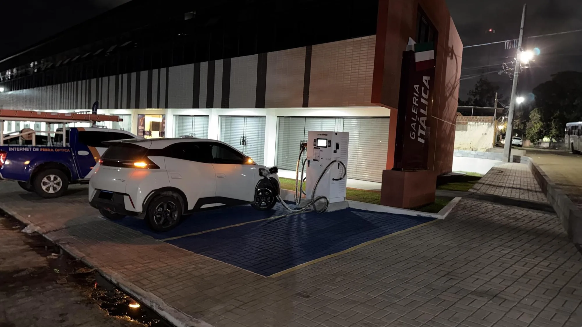 FASTCHARGER | GALERIA ITÁLICA | CARREGADOR RÁPIDO DE 80 KW