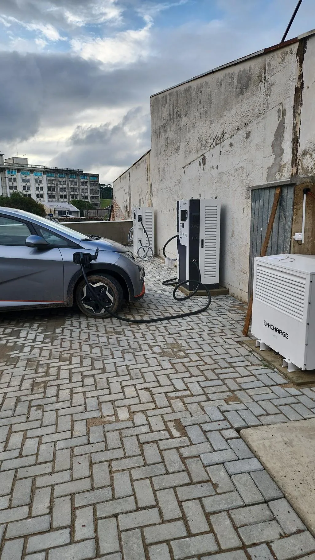VOLT-ON | CCS2 - 160KW | 120 KW | 40KW