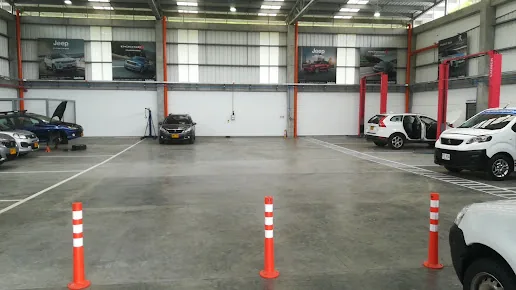 Concesionario Ceiba Motors