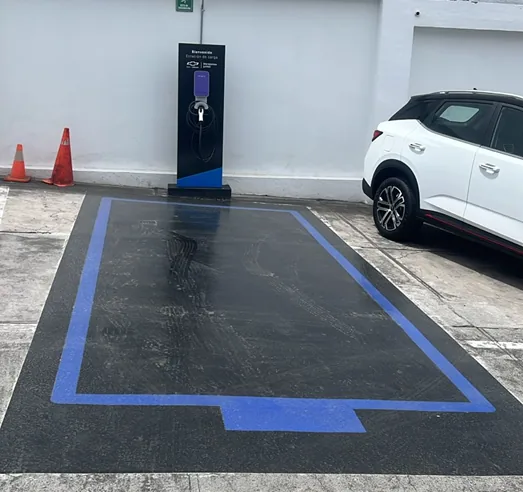 AUTOMOTORES DE LA SIERRA CHEVROLET - AV. CEVALLOS