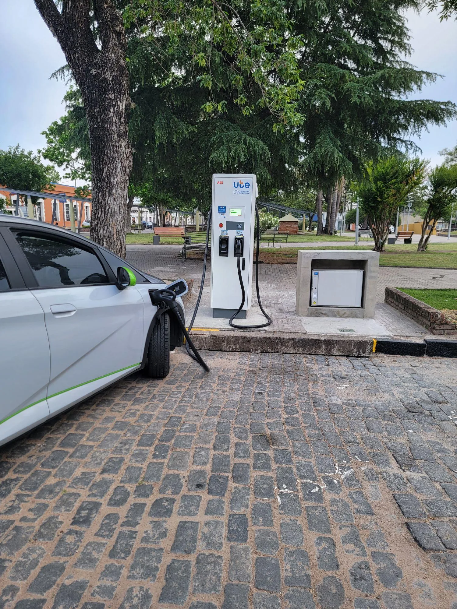 PLAZA ARTIGAS MERCEDES