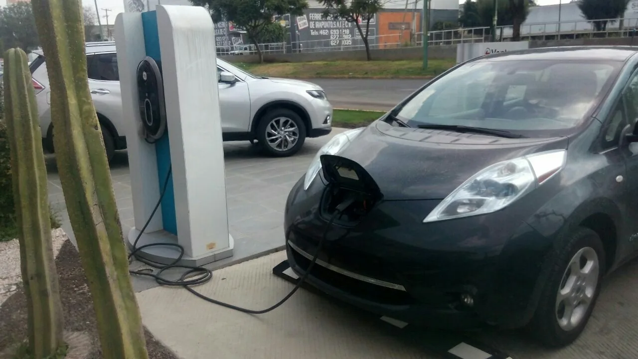 NISSAN VEGUSA IRAPUATO