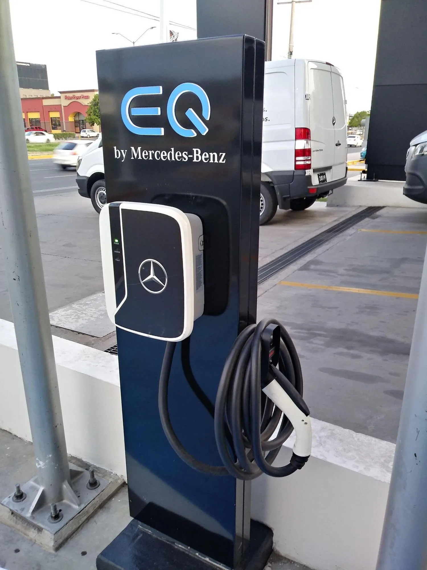 MERCEDES BENZ