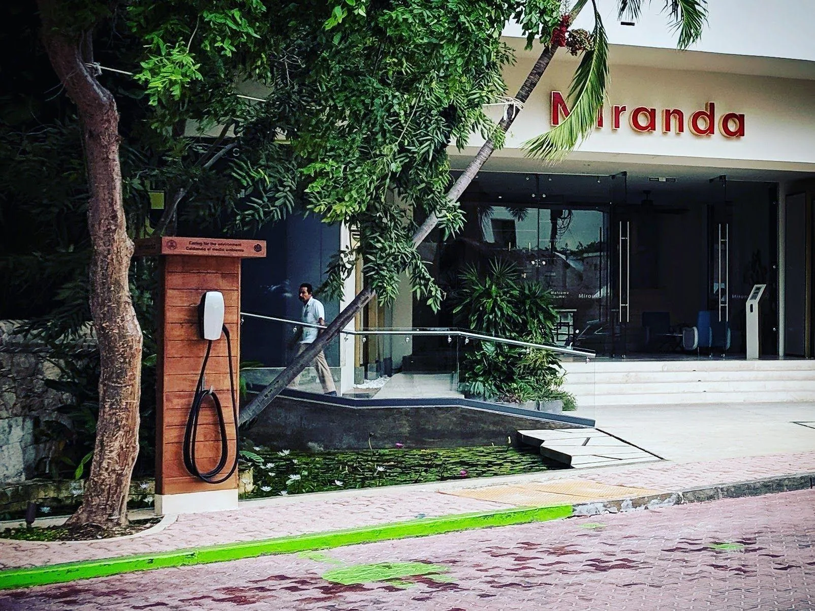 EDIFICIO MIRANDA