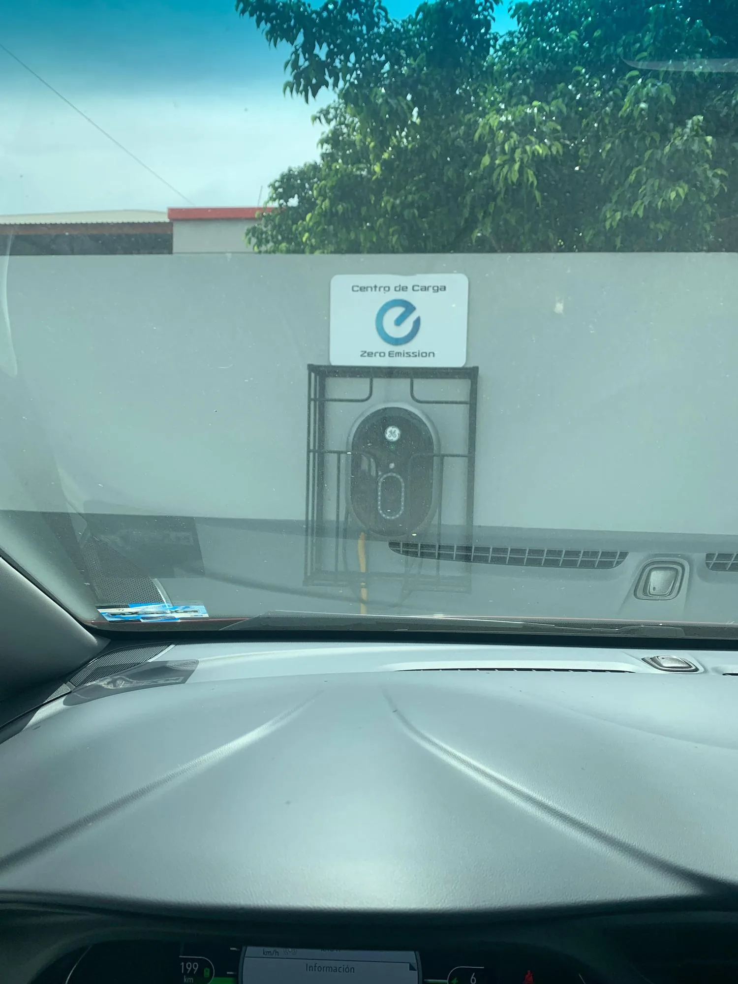 NISSAN AEROPUERTO