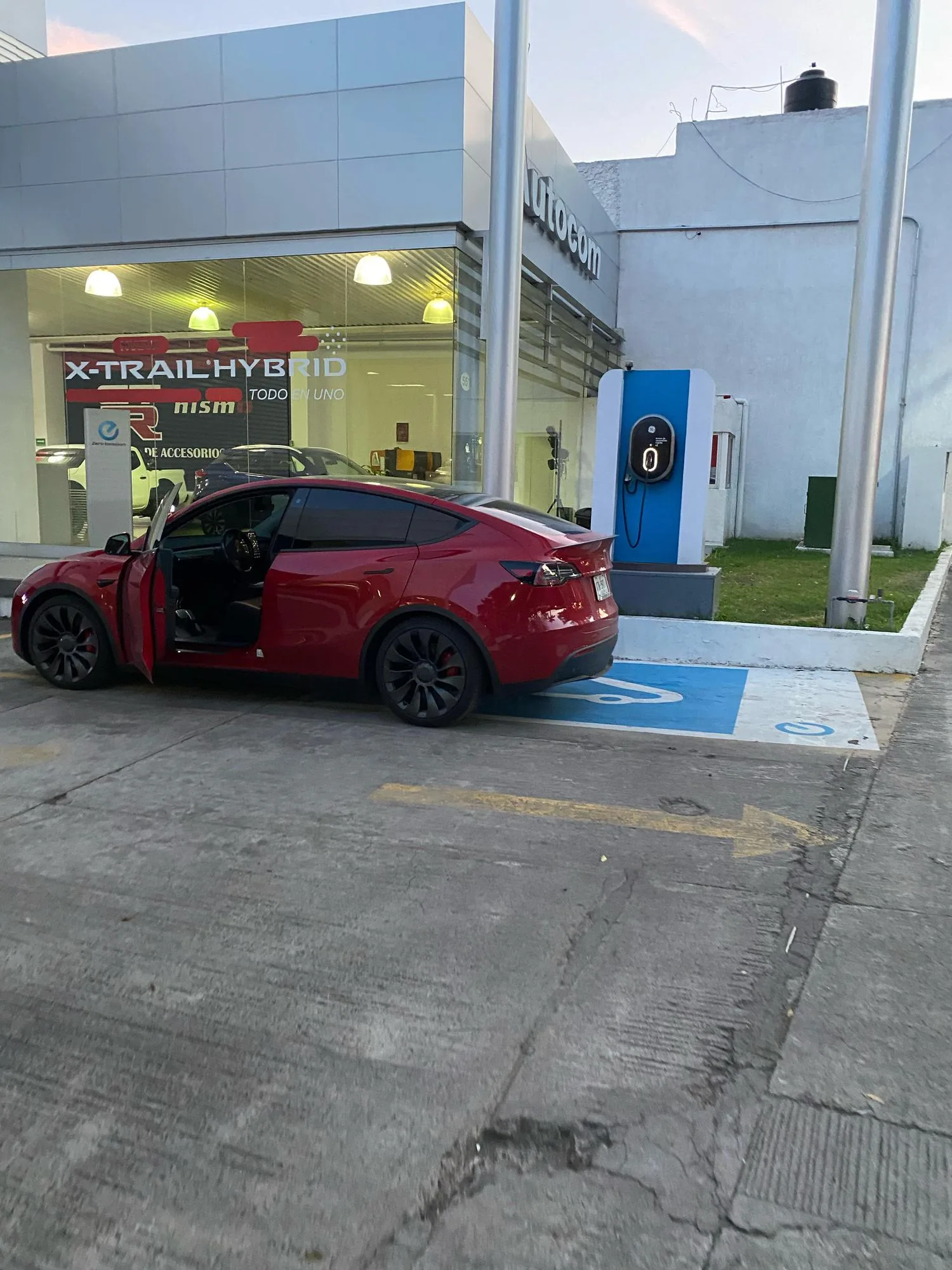 NISSAN ZAMORA