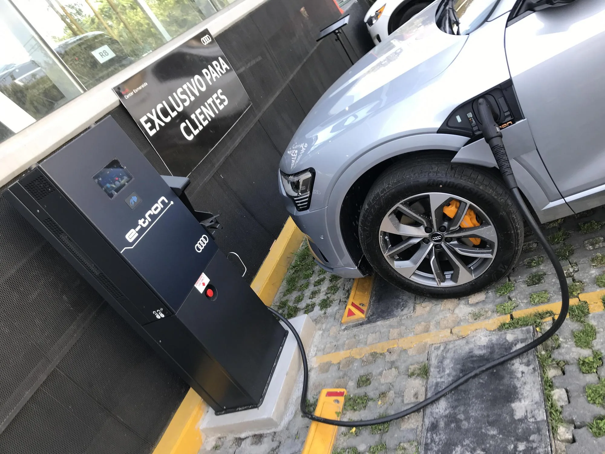 AUDI CENTER ESMERALDA