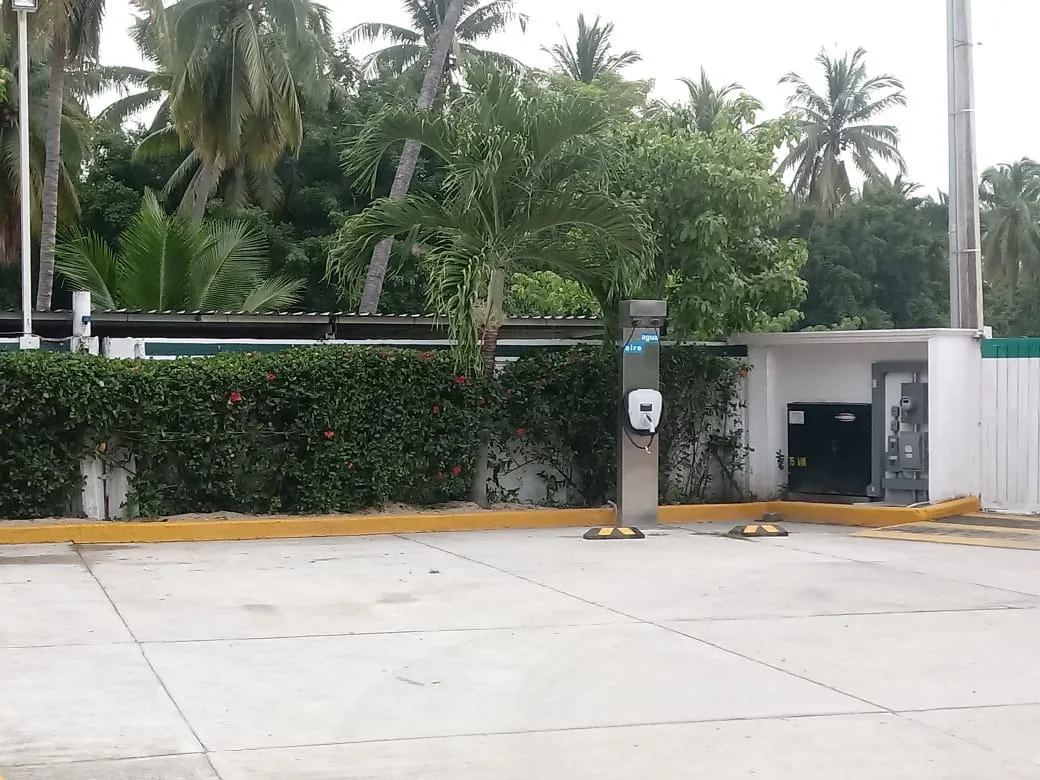 SERVICIO QUINTO PATIO