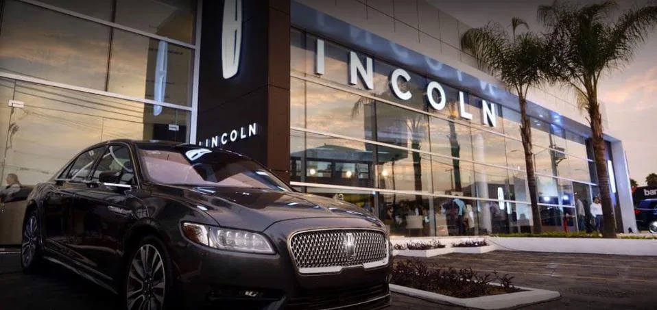 LINCOLN LEON