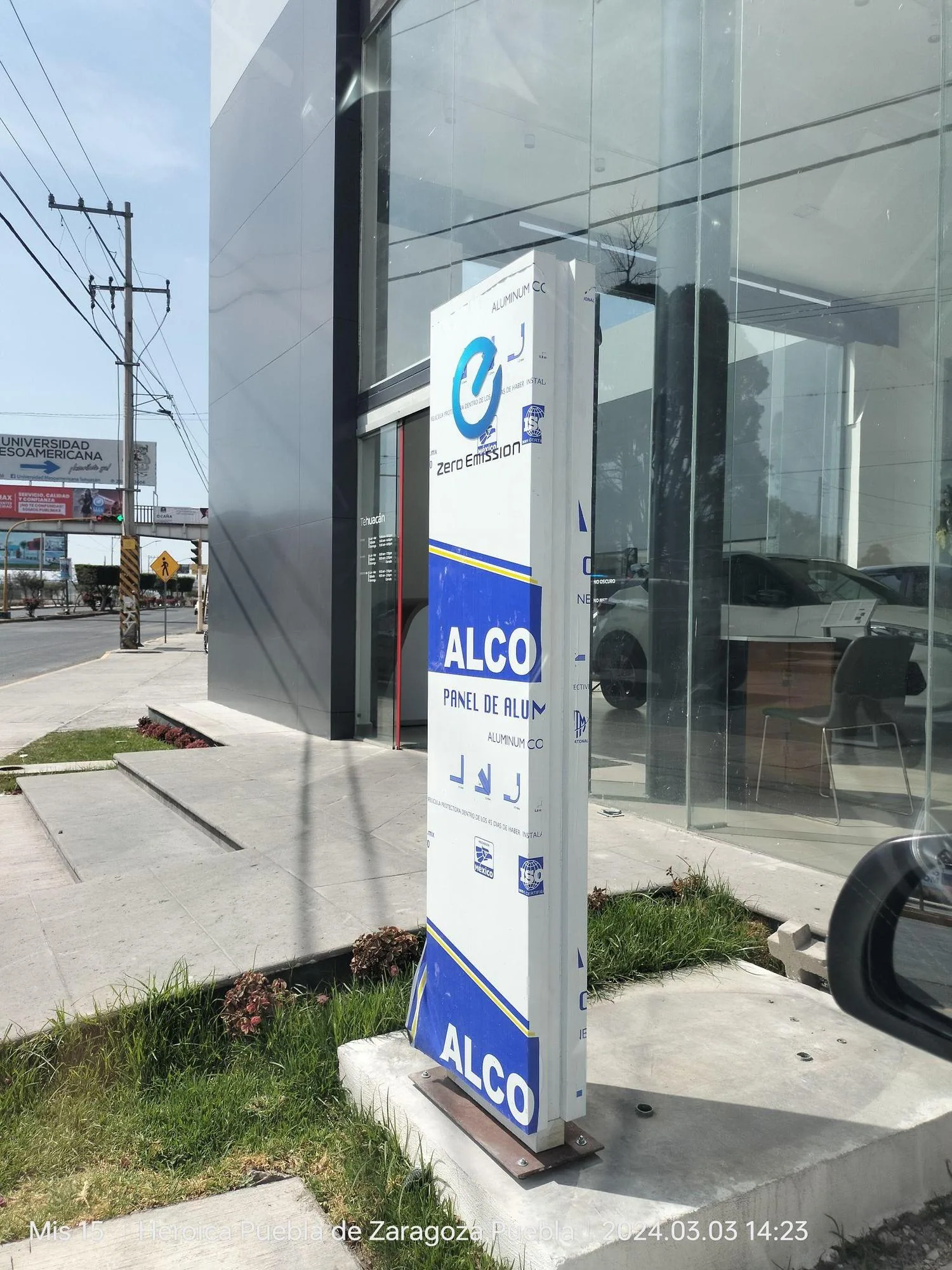NISSAN TEHUACÁN