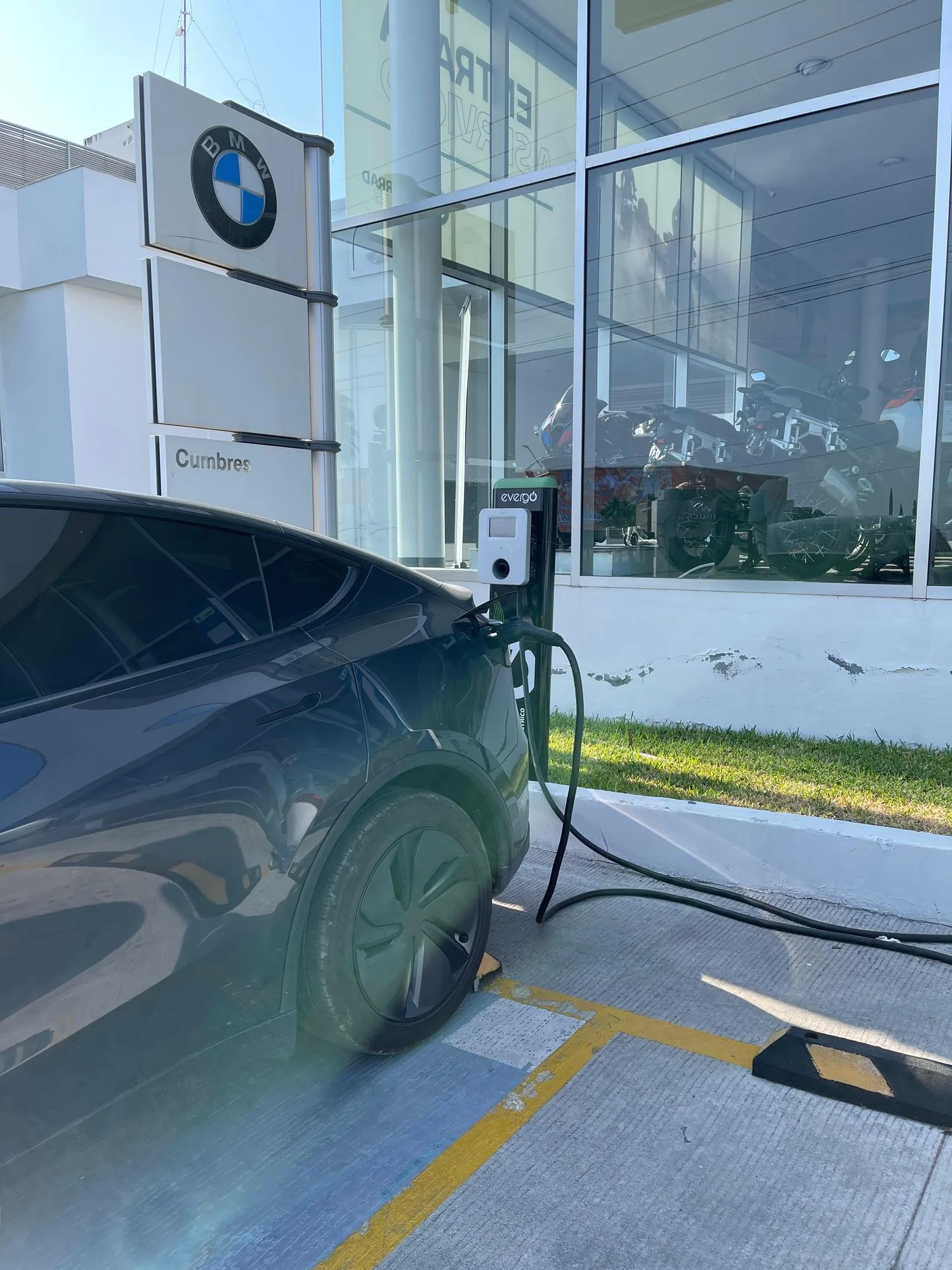 BMW AUTOPOLIS CUMBRES