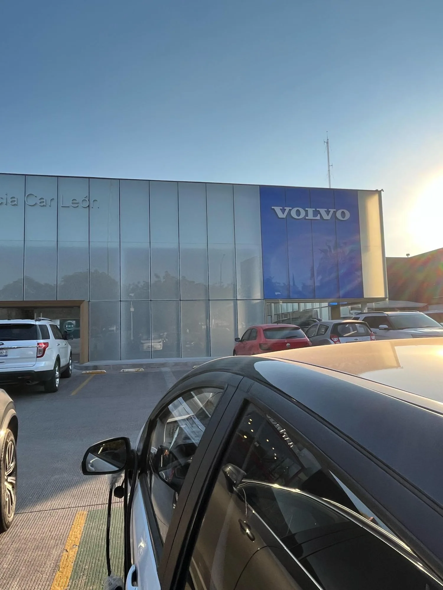 VOLVO - SUECIA CAR LEÓN