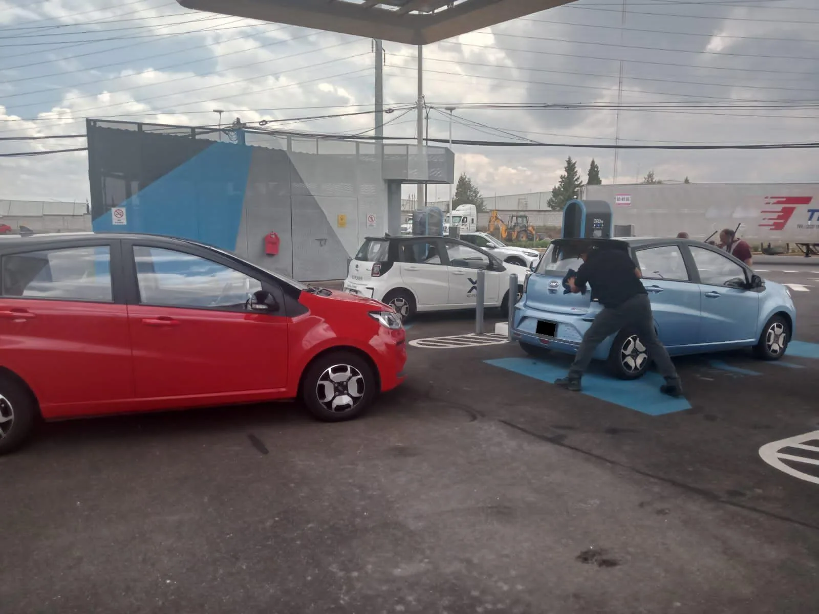 SUPERCOOL MOBILITY CENTER