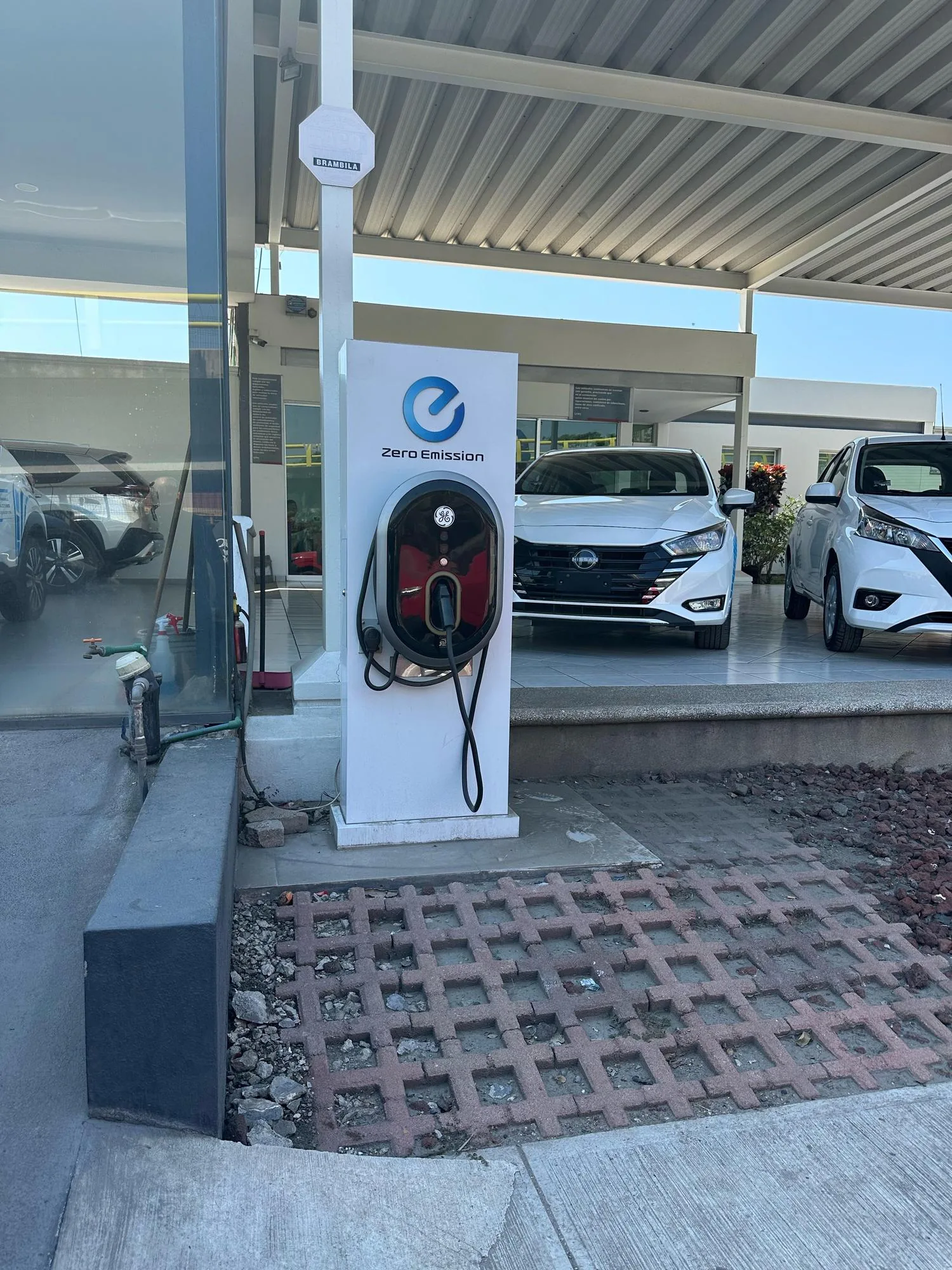 NISSAN MANZANILLO