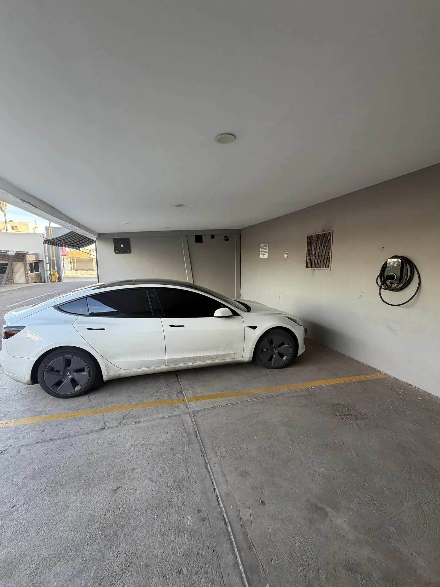 ESTACIONAMIENTO HOTEL SANTA ANITA