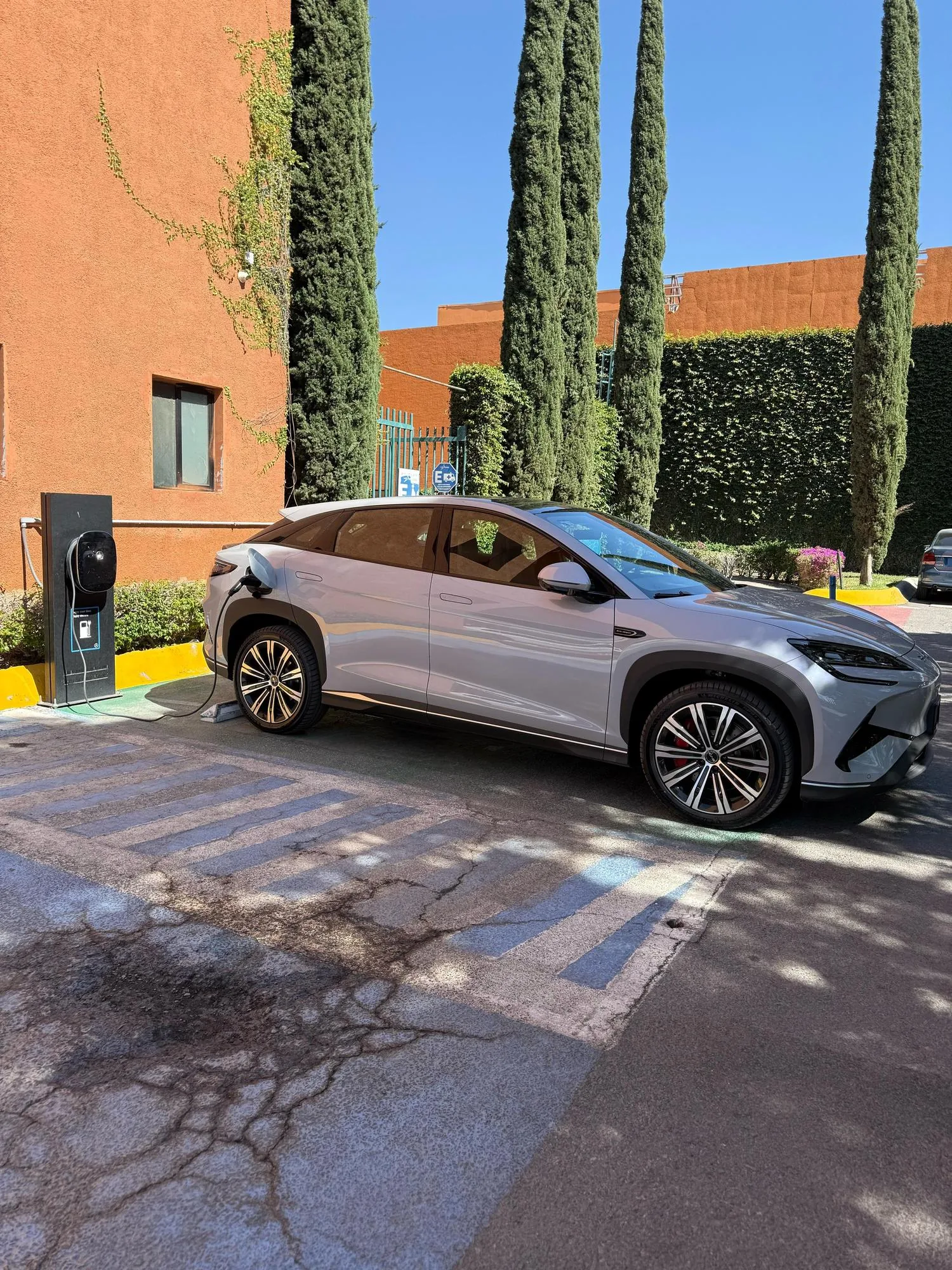 MERCEDES BENZ CARGADOR J1772