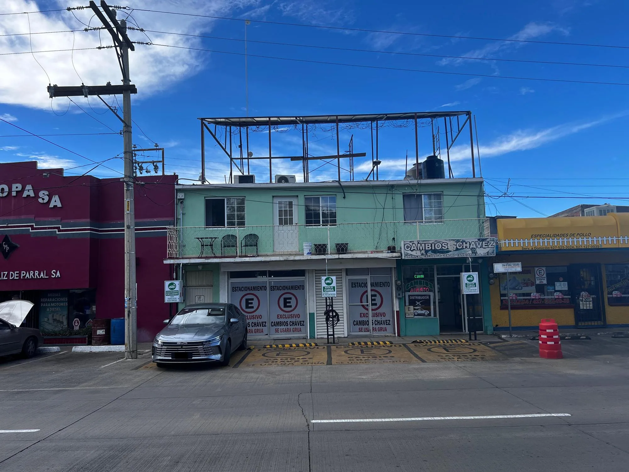EV CHARGER PARRAL