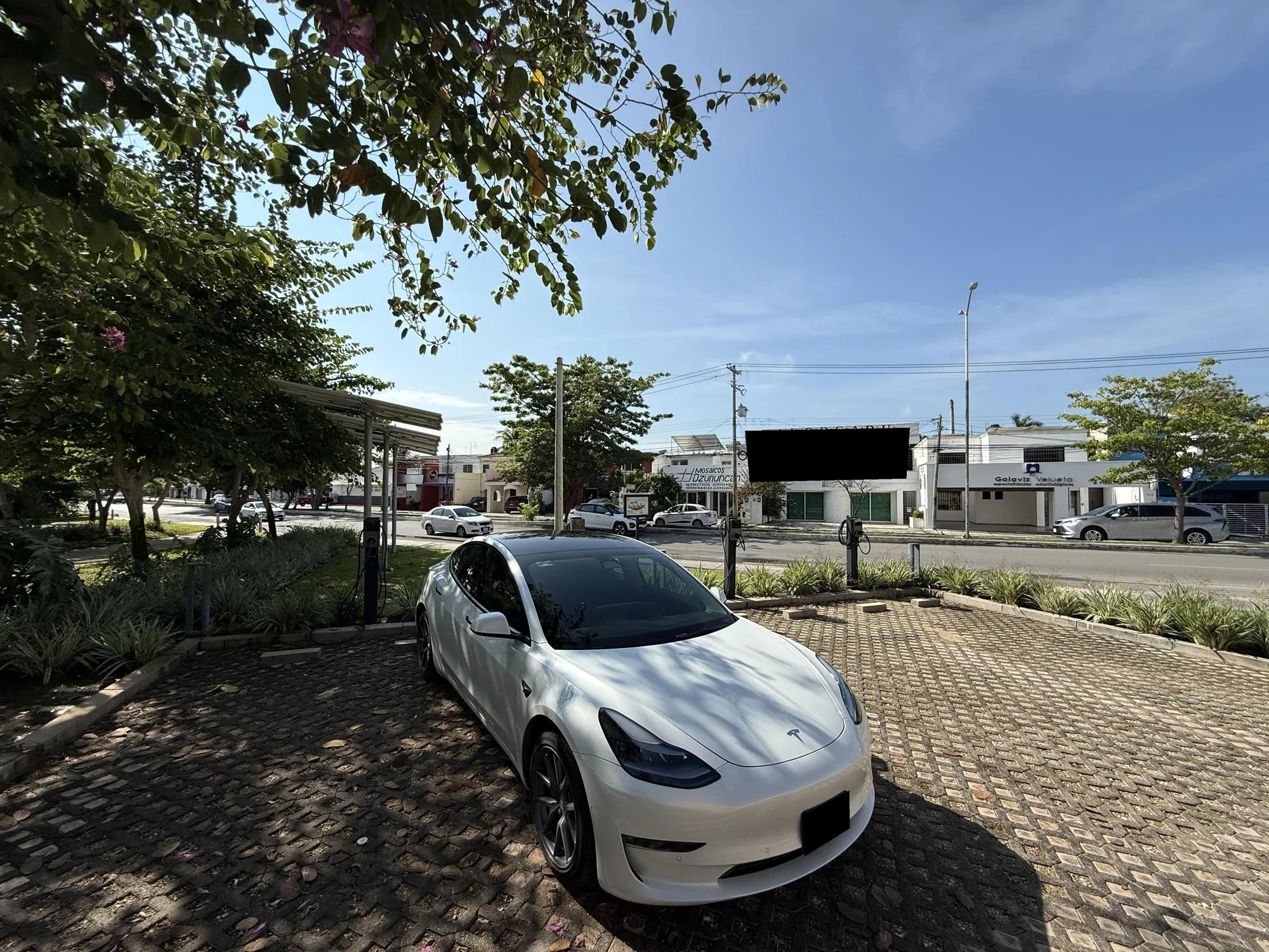 INFINITI RESIDENCIAL