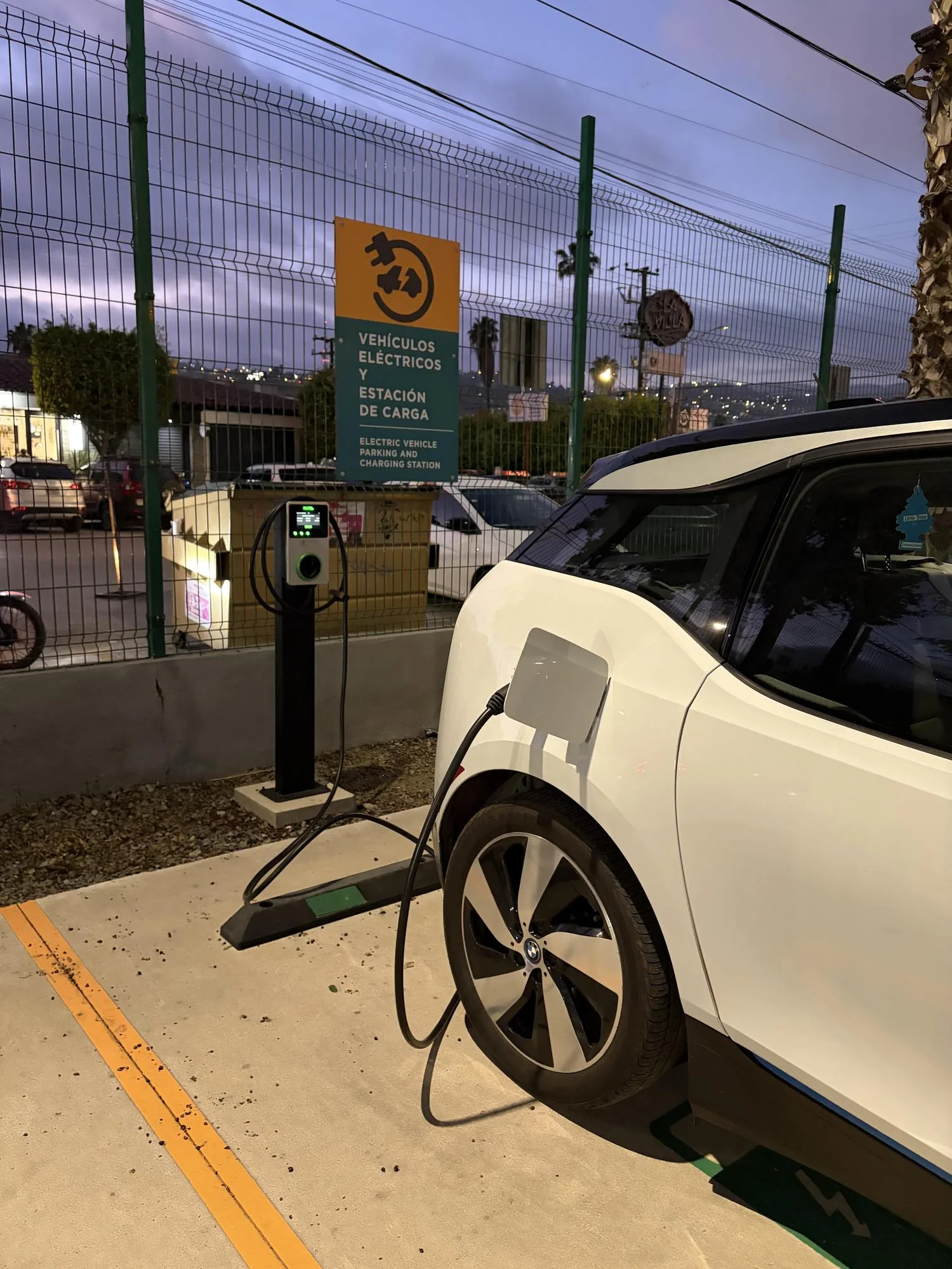 PARKING ALVARADO