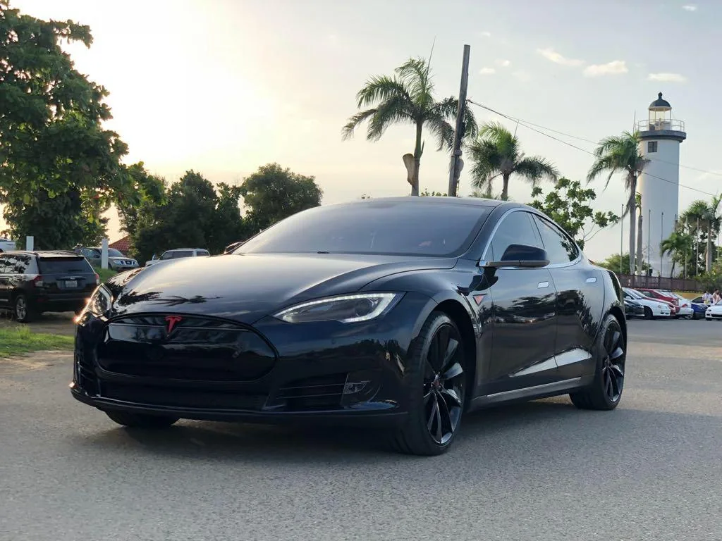 Punto de carga en Mayagüez