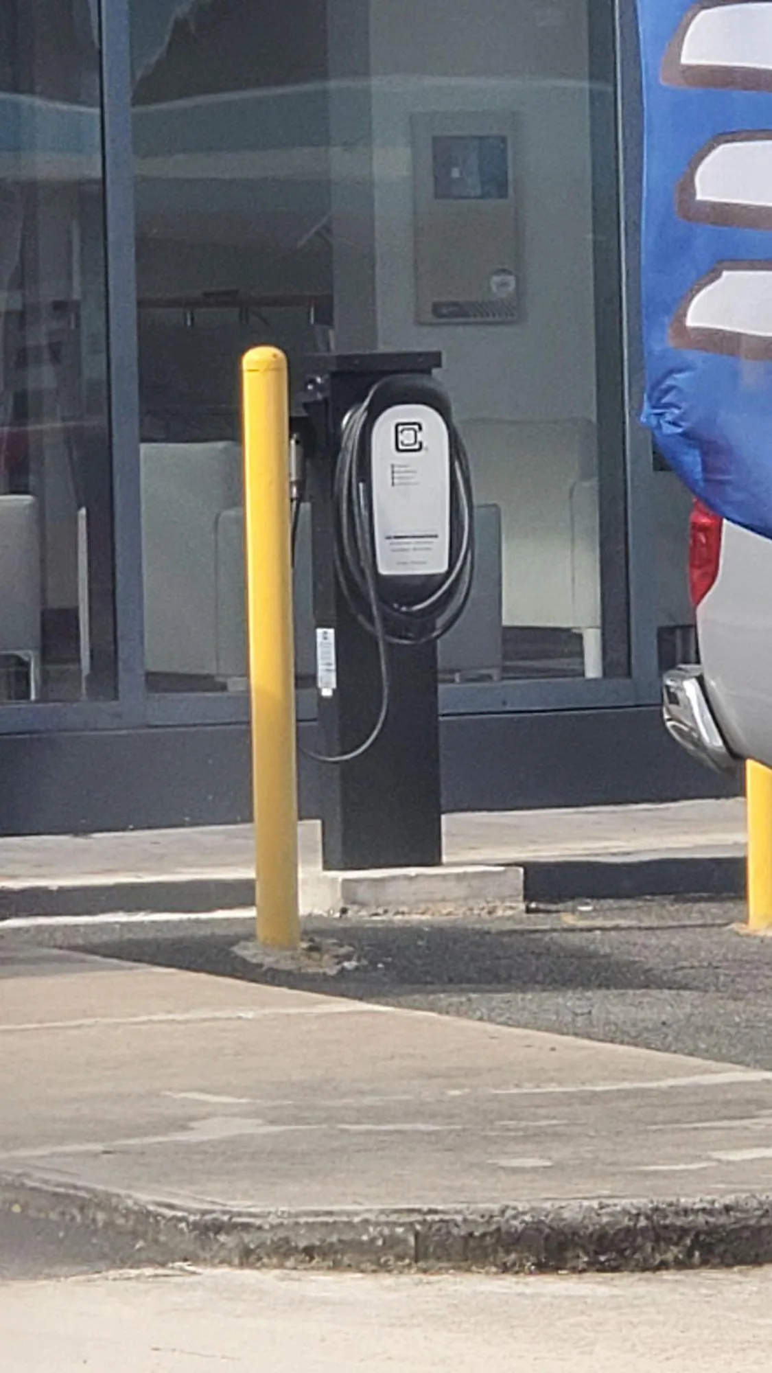 DEALER NISSAN