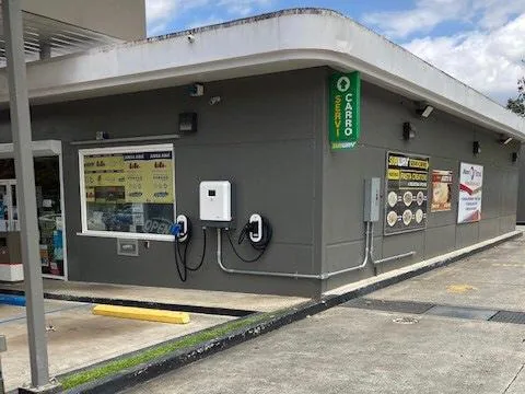 GASOLINERA TOTAL BARRIO MAMEY - OPERATED BY VELOCICHARGE