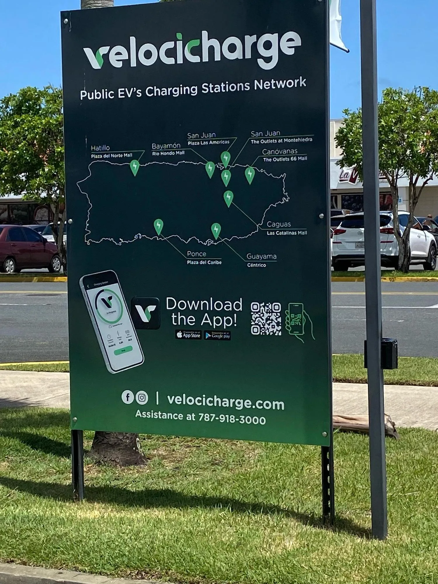 VELOCICHARGE CHARGING STATIONS - PLAZA RIO HONDO