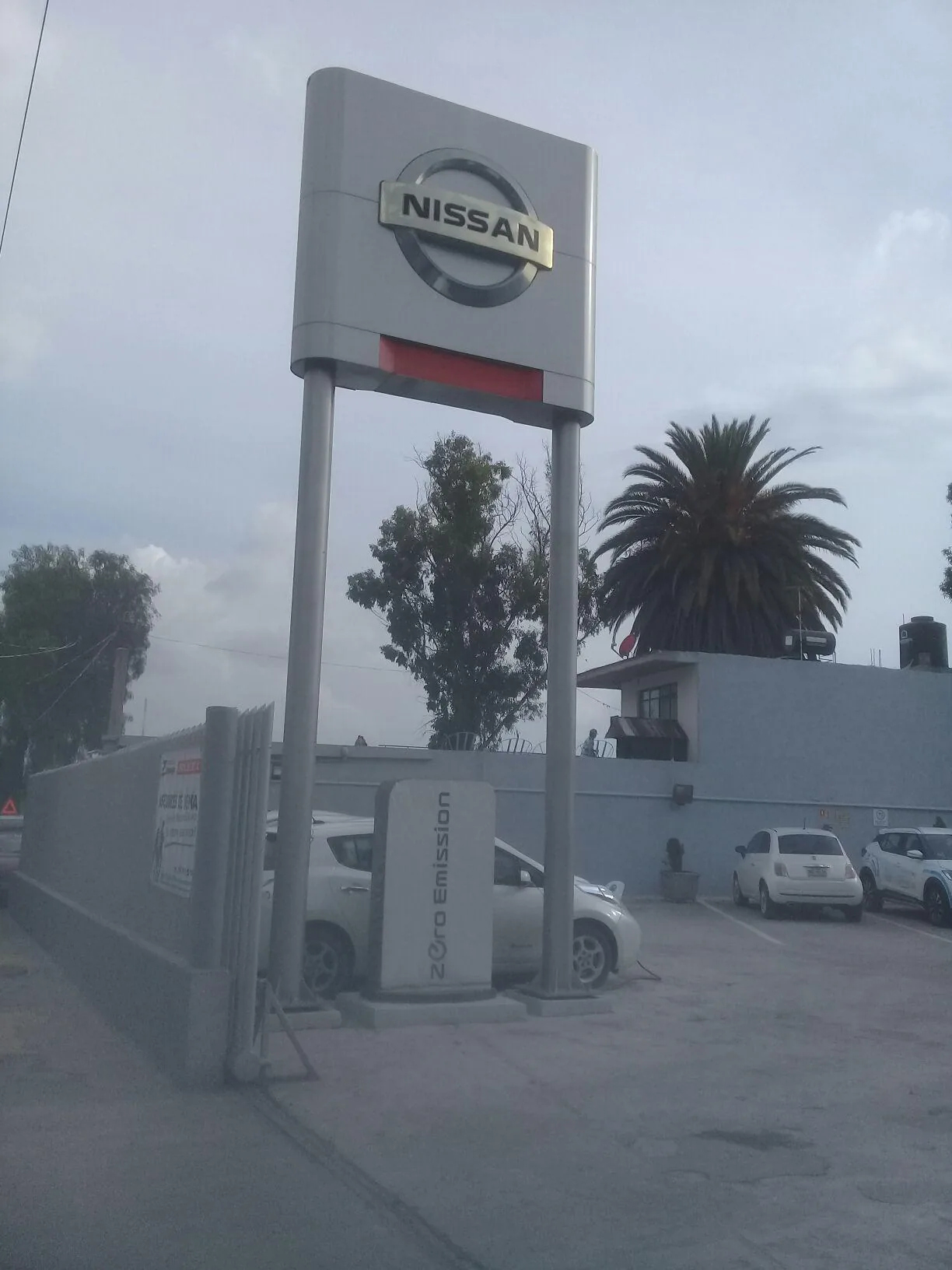 NISSAN ZUMPANGO