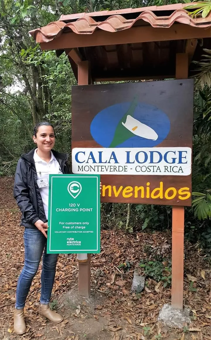 *HOTEL CALA LODGE