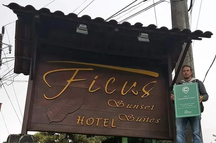 *HOTEL FICUS