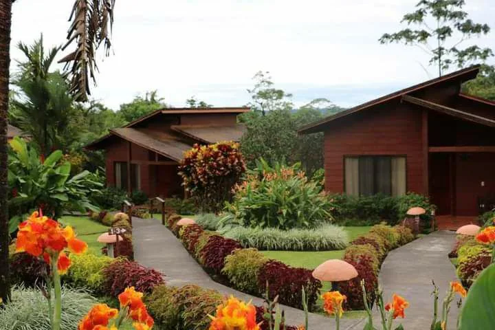 HOTEL EL SILENCIO DEL CAMPO (1) (COMING SOON)