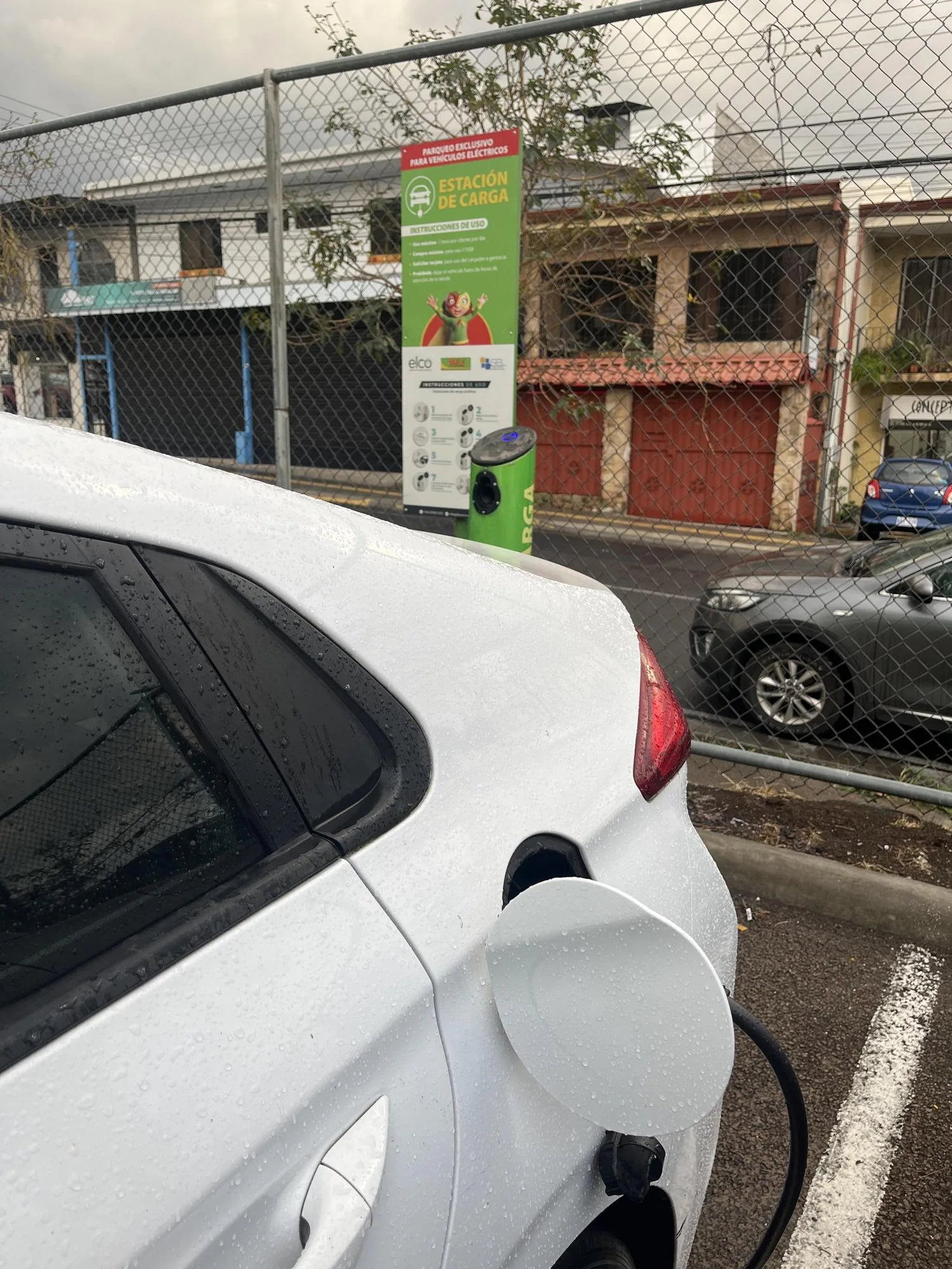 MAXI PALI SANTA ANA