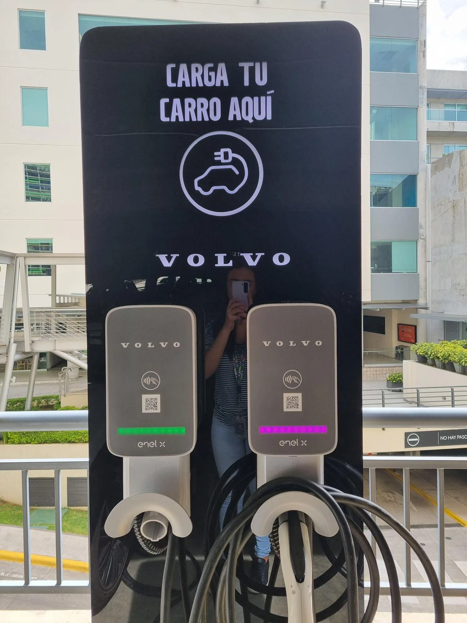 AVE ESCAZU TORRRE DE PARQUEOS