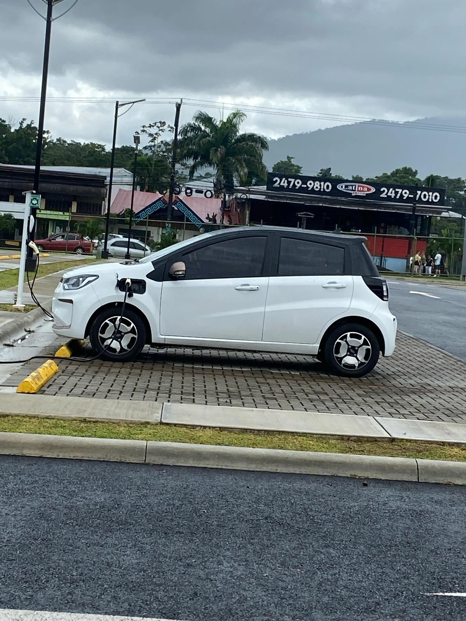 PARQUEO ADIFORT