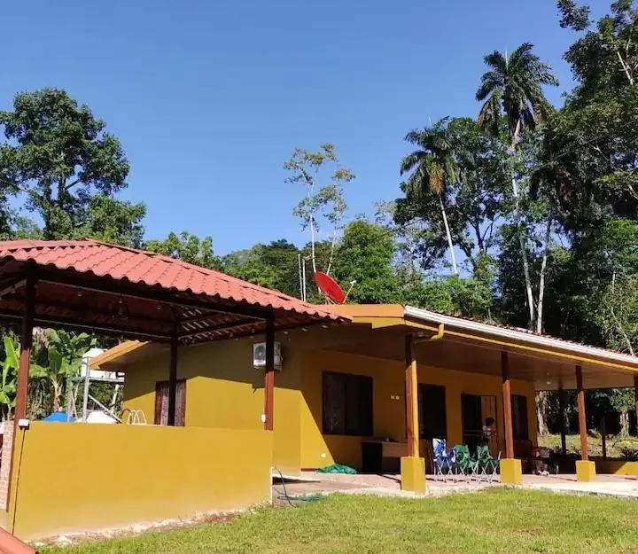 NANA'S PLACE BEACH HOUSE